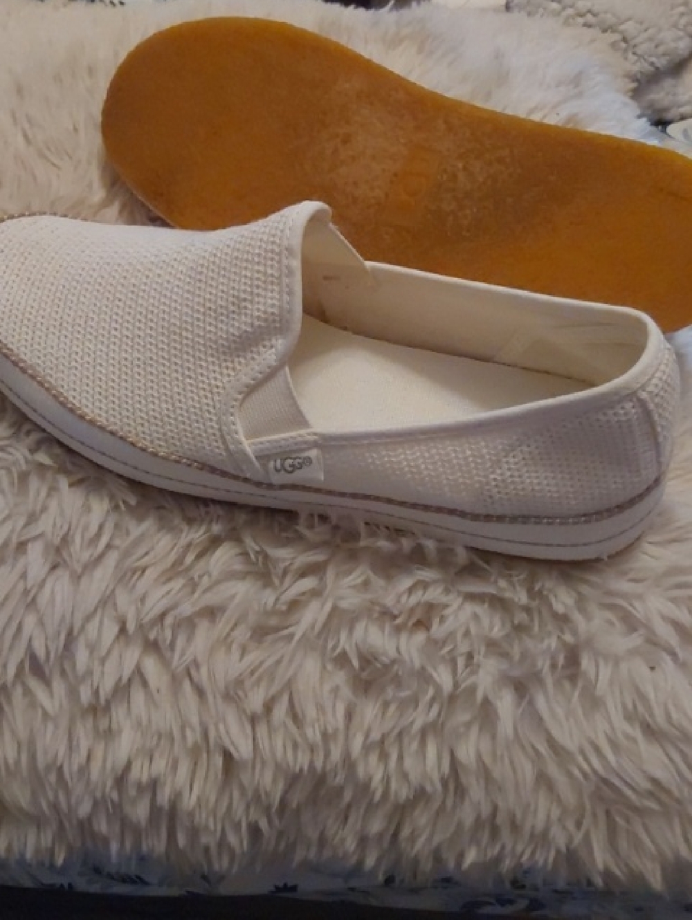 UGG Womans Slip On Shoes - Picture 4 of 4